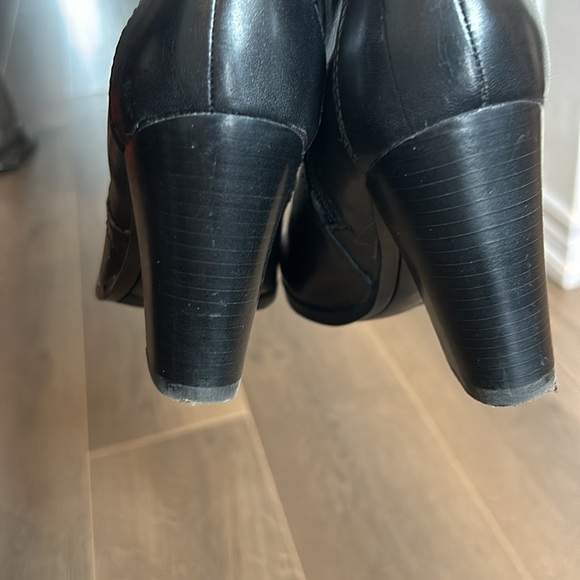 Marc Fisher Kattie Leather Ankle Booties Block Heel Black Women size 6.5 - Picture 7 of 13